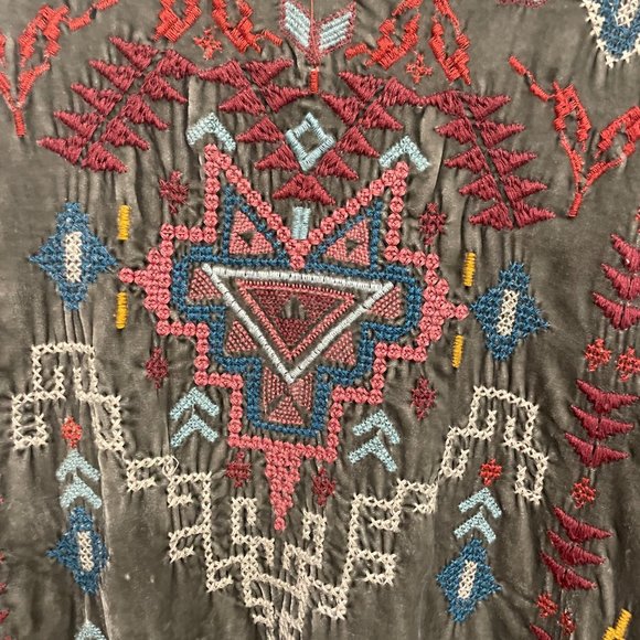 Johnny Was Clothing JWLA Embroidered Velvet Tunic Size Medium - Picture 4 of 7